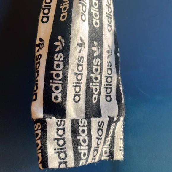 Adidas long sleeve crop top - Picture 3 of 5